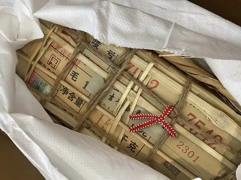 益阳大益普洱茶回收多少钱？影响回收价格的关键因素与市场行情解析